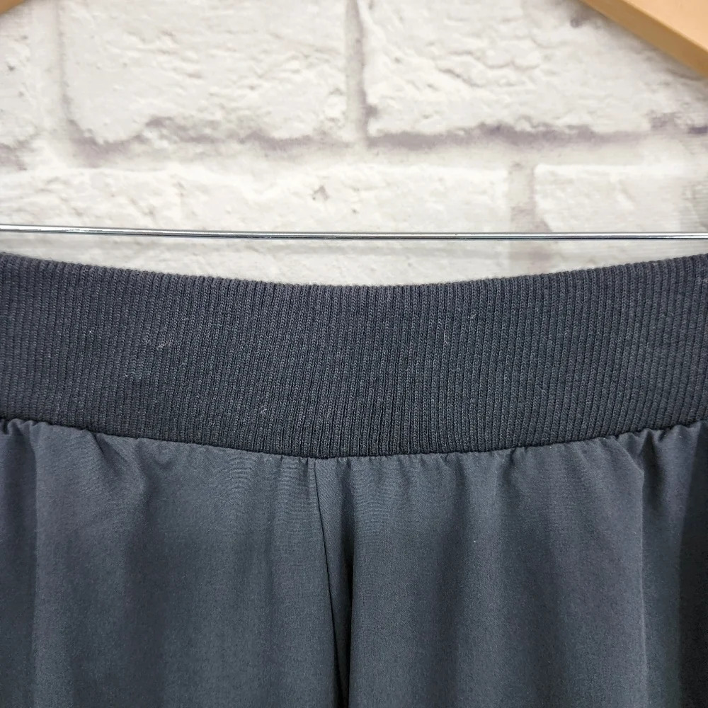 FABLETICS Black Pull On Side Slit Ankle Lightweight Pants Size Large - Picture 7 of 14